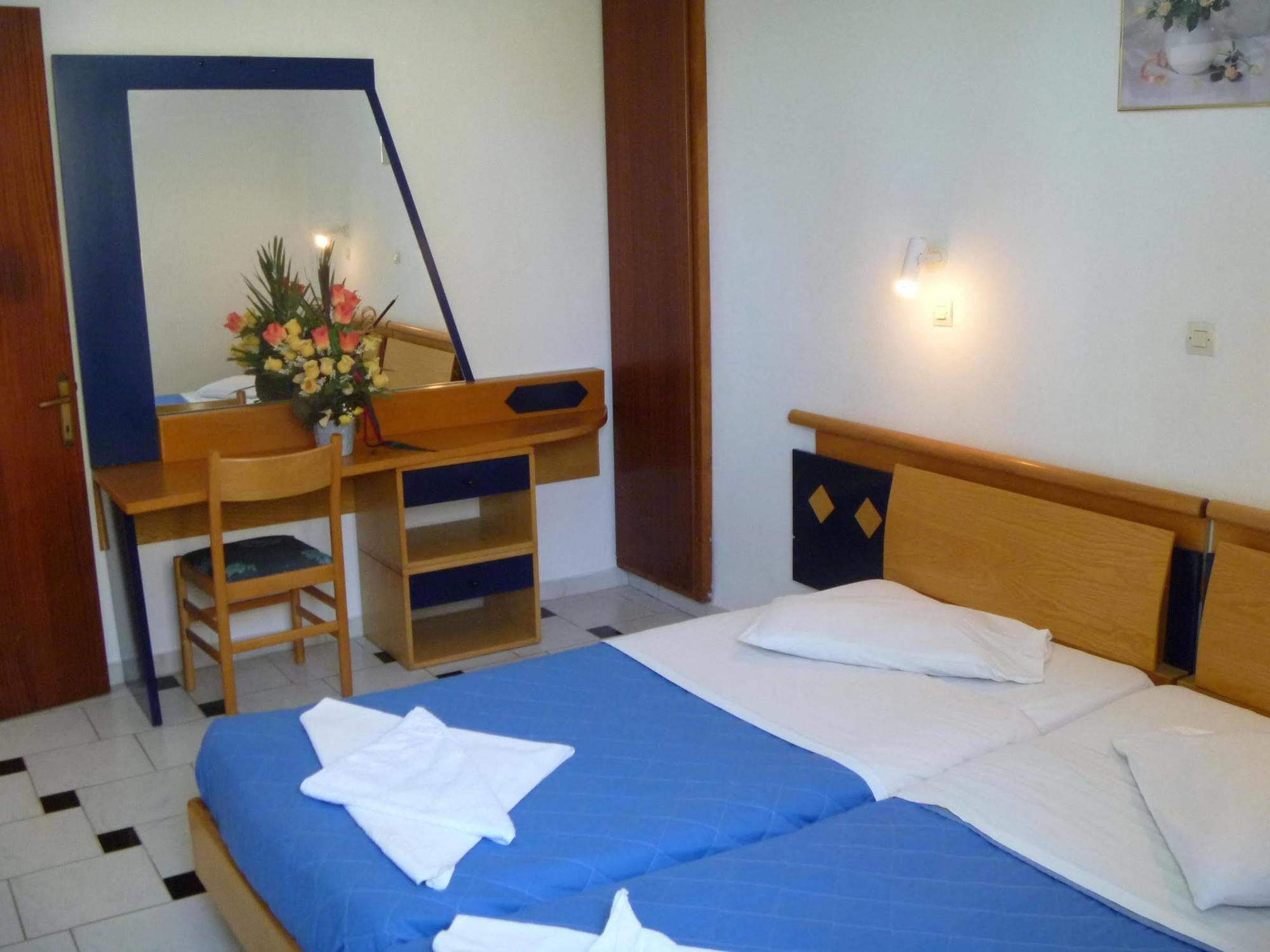 Tigaki Fili Hotel Apartments מראה חיצוני תמונה