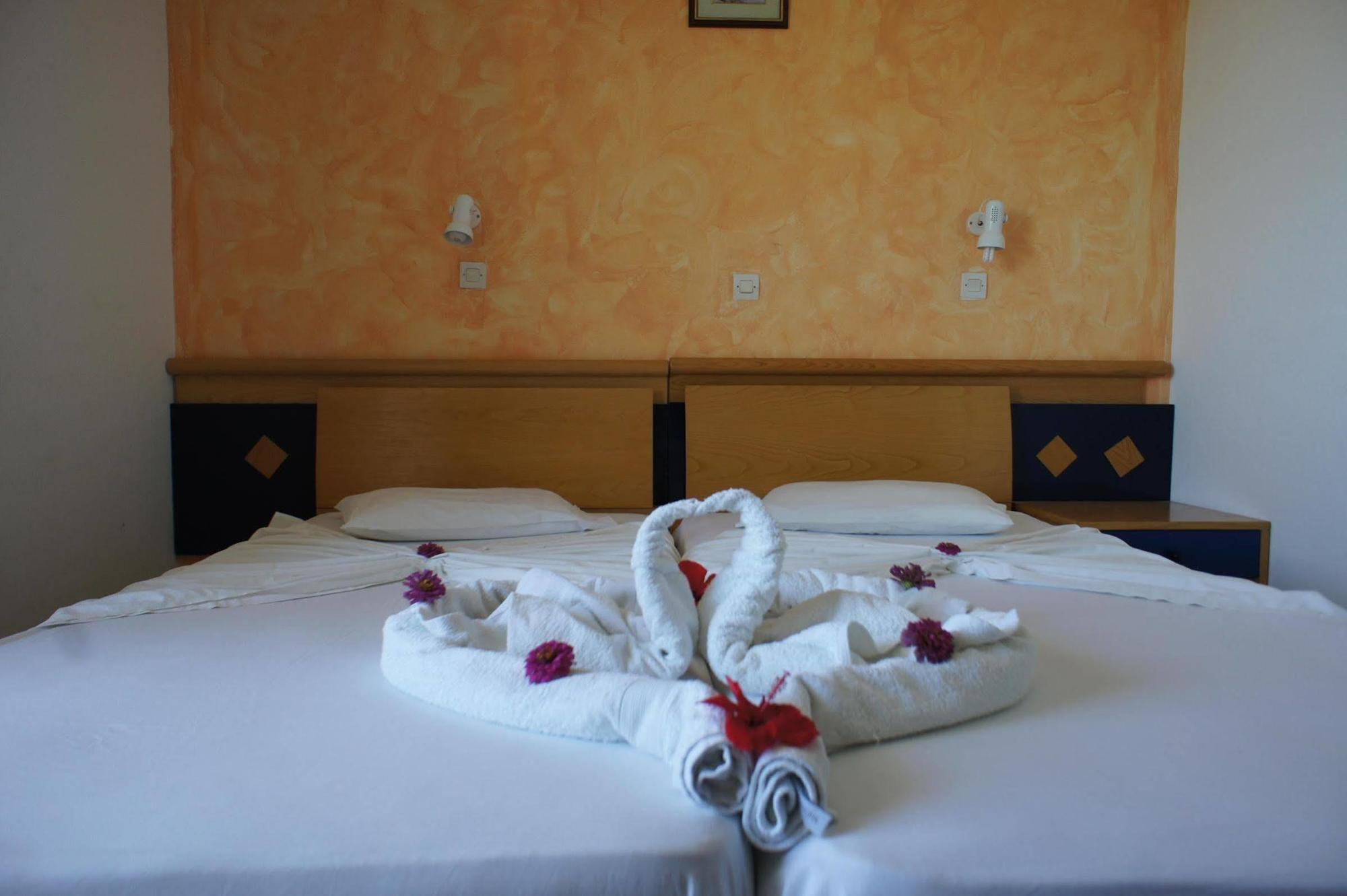 Tigaki Fili Hotel Apartments מראה חיצוני תמונה